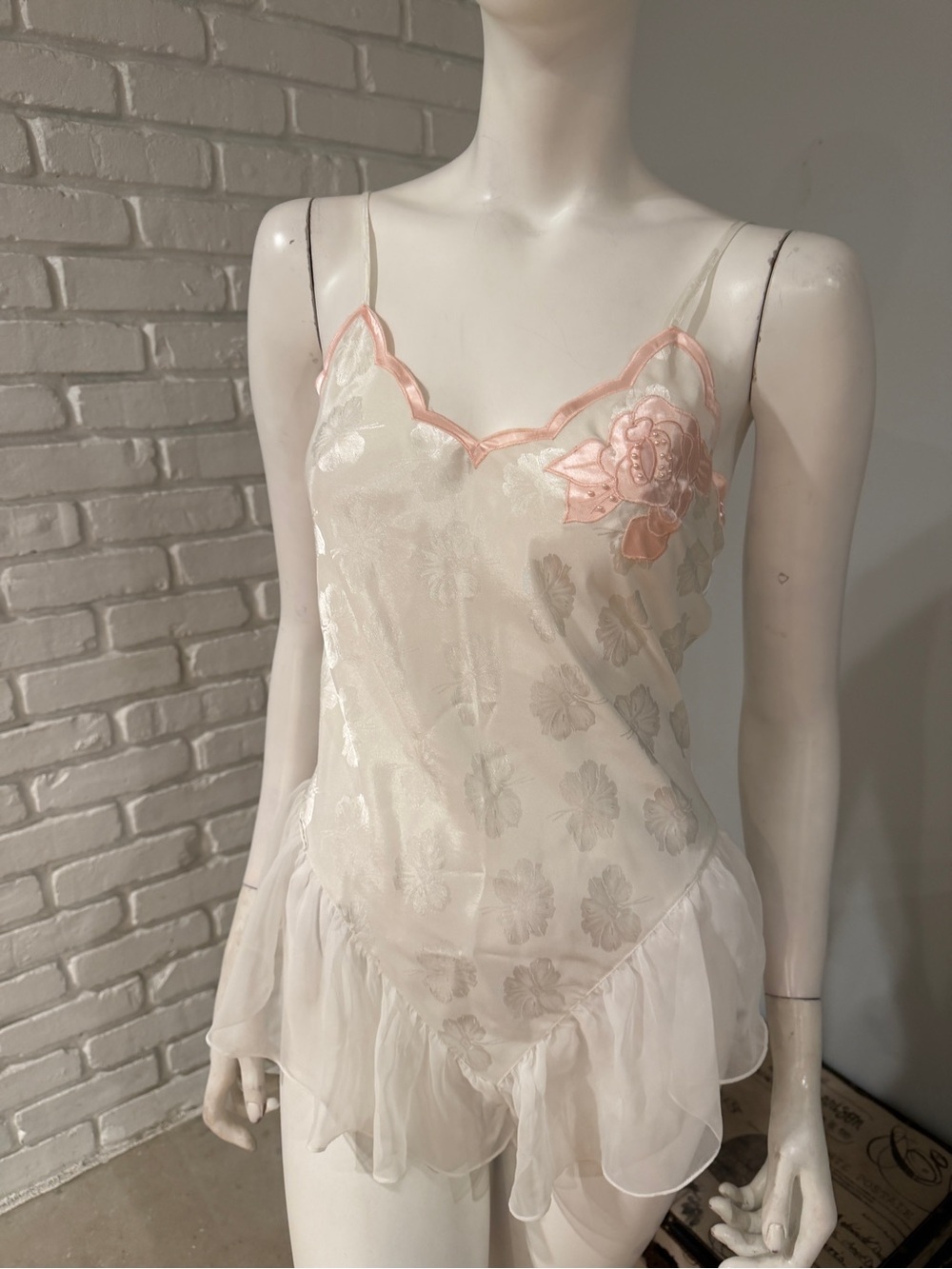 Vintage Gold Label Victoria’s Secret Teddy Bodysuit S Ivory Floral Satin Chiffon - Picture 3 of 13